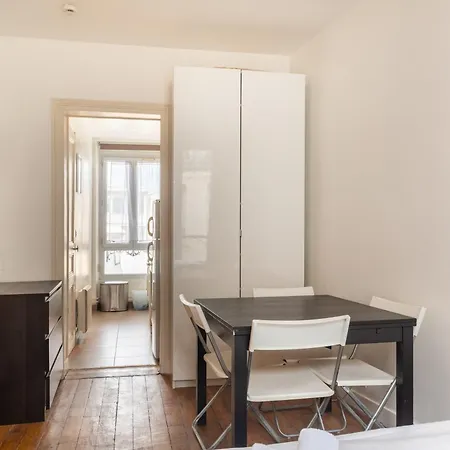Pied-a-terre Near Bastille & Voltaire 11th