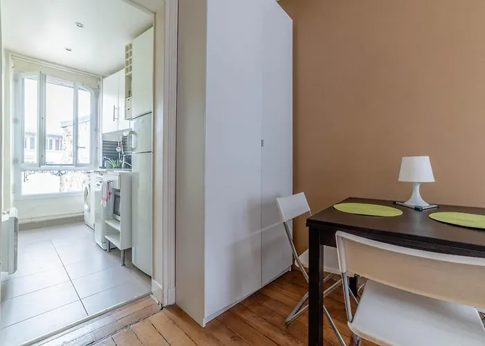 Pied-a-terre Near Bastille & Voltaire 11th * 巴黎