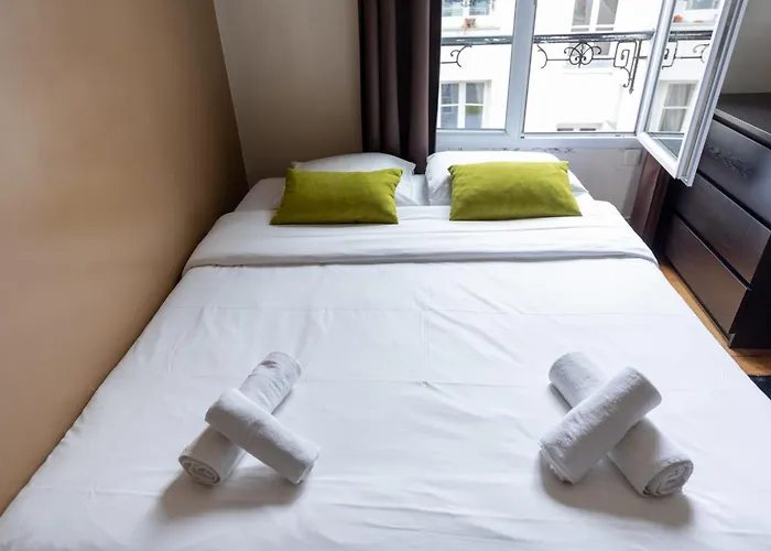 Pied-a-terre Near Bastille & Voltaire 11th